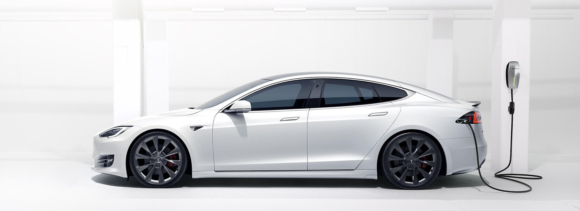 Tesla Model S und X
