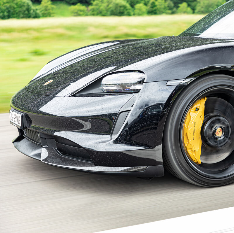 Porsche Taycan auf Probe
