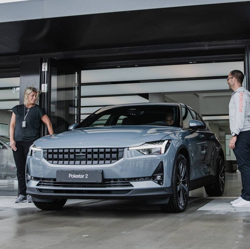 Erste Polestar 2 ausgeliefert